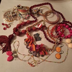 PINK MAUVE Purple RED Lot Fashion Jewelry LOT Bundle Boho 23 FUNKY RETRO Vintage